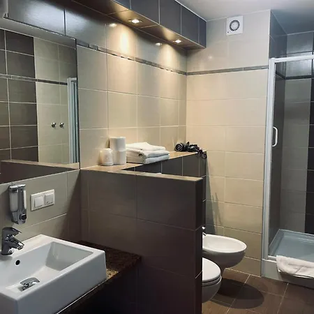 Papaver Hotel 3*