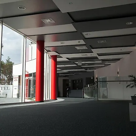 酒店 Papaver Ślesin